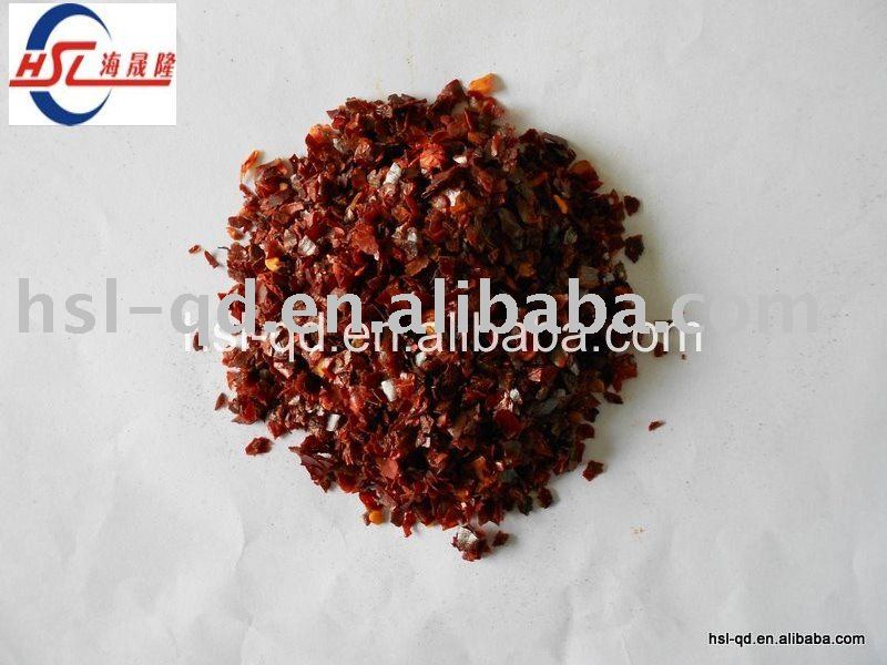 medium hotness chilli crushed with seeds