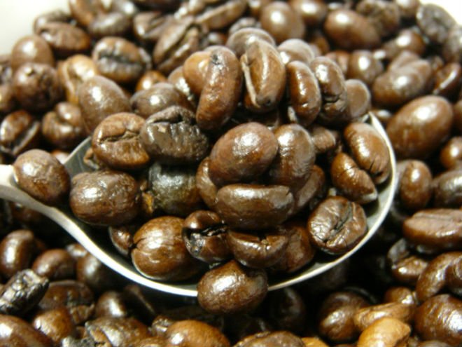 Roasted  arabica   coffe  beans