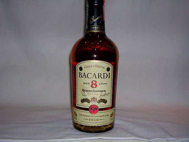  Bacardi   Rum  8 Anos Reserva Superior
