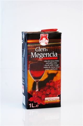 Red Wine Glens Megencia