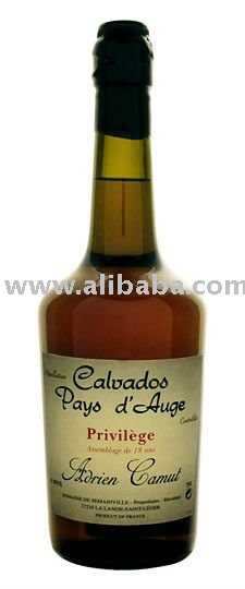 The spirit opens onto the nose with baked apple aromas and then  transit ions into ripe red apples wih