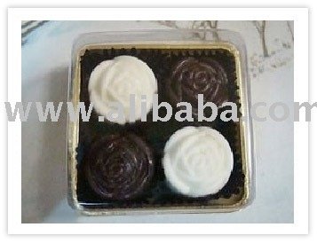 chocolate  favor  : 4 in a  box 