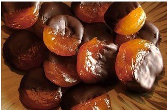 Handmade Candy-Glazed  Apricots 