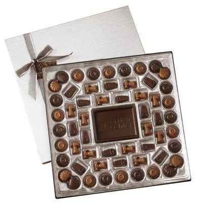 Custom Chocolate Box 24-oz of NESTLE Chocolates With Personalized ...