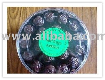 chocolate favor : 60 in a round box