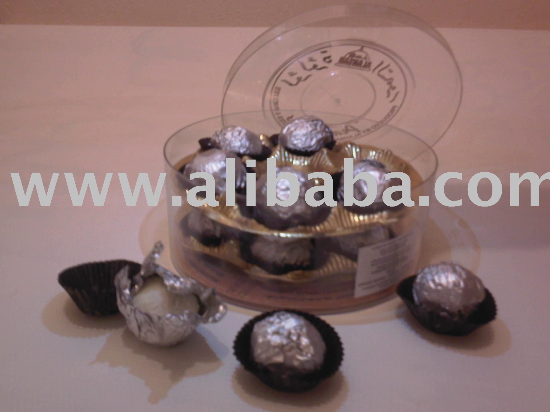 Pearl  Date s- White  Chocolate 