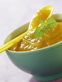 supply fruit puree concentrate like(apple puree,peach puree,apricot puree)