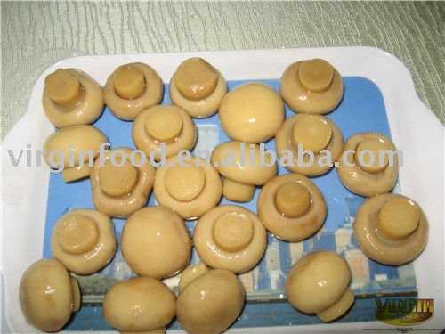 Vinegar white whole Mushrooms