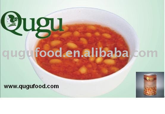 canned food baked beans with tomato sauce