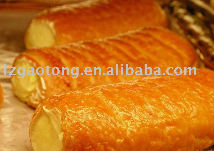 Sucrose esters in flour products