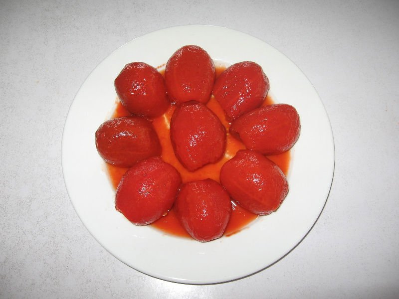 Whole tomato