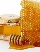 PURE Acacia  Honey  extracted fresh from the bee comb in Acacia Forest of Malaysia