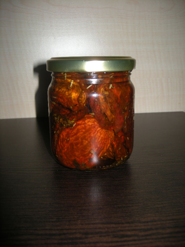 SUNDRIED TOMATOES IN OIL