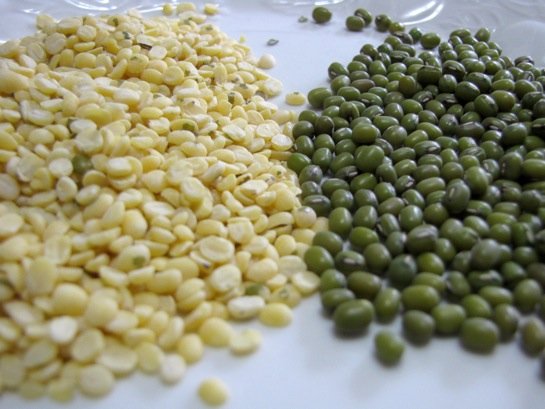 Fresh  Split   Green   Mung   Bean s and Soy bean s from Cameroon