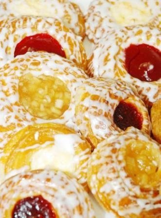 Croissant Muffints Danish Donuts Filled  Cream  Cheese Bagels