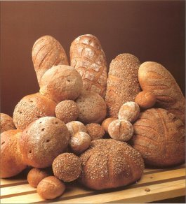 DELUXE 7 STAR ROLL BASE BROMATE FREE bread
