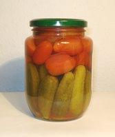 pickled assortment gherkin   tomato cherry - jar 500ml