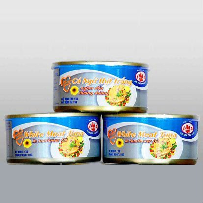Light meat tuna in oil