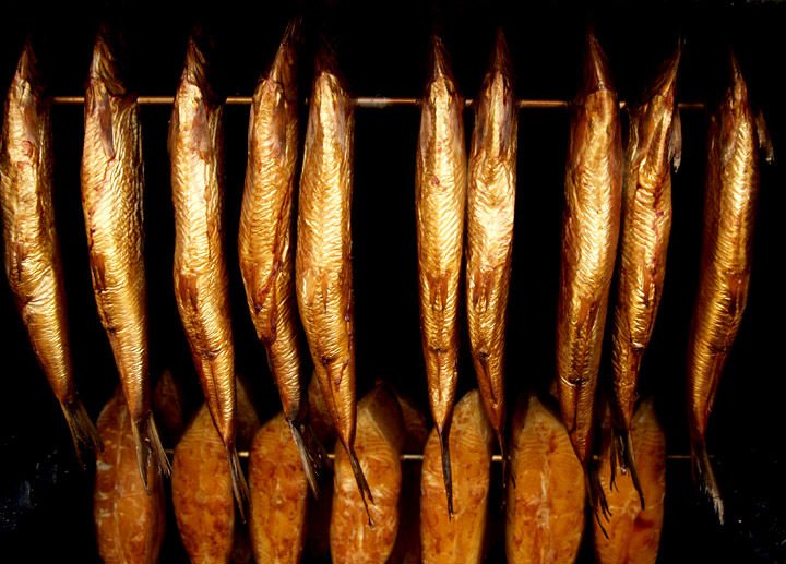 smoke fish and fresh fish