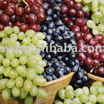 Fresh Grapes   and other fresh fruits on sale