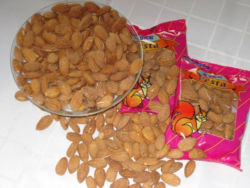VESTA TRADING LTD - NUTS .  WWW.VESTANUTS.COM