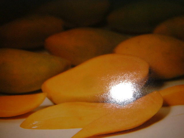  Mango  slices