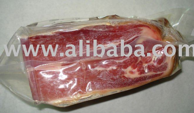 Presunto .  Ham  without  bone 