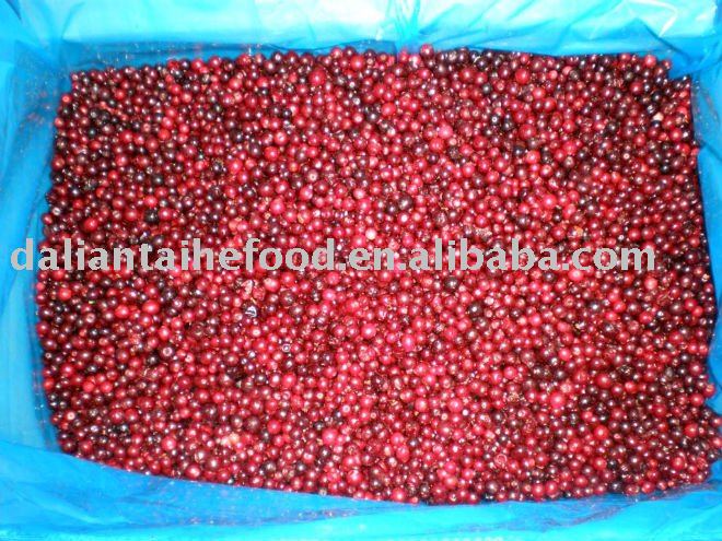 frozen lingonberries (frozen berries with good quality)