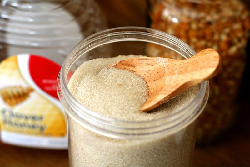 Raw and Refined Cane Sugar