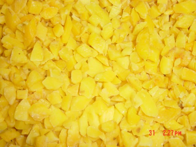 I. Q. F FROZEN APRICOTS