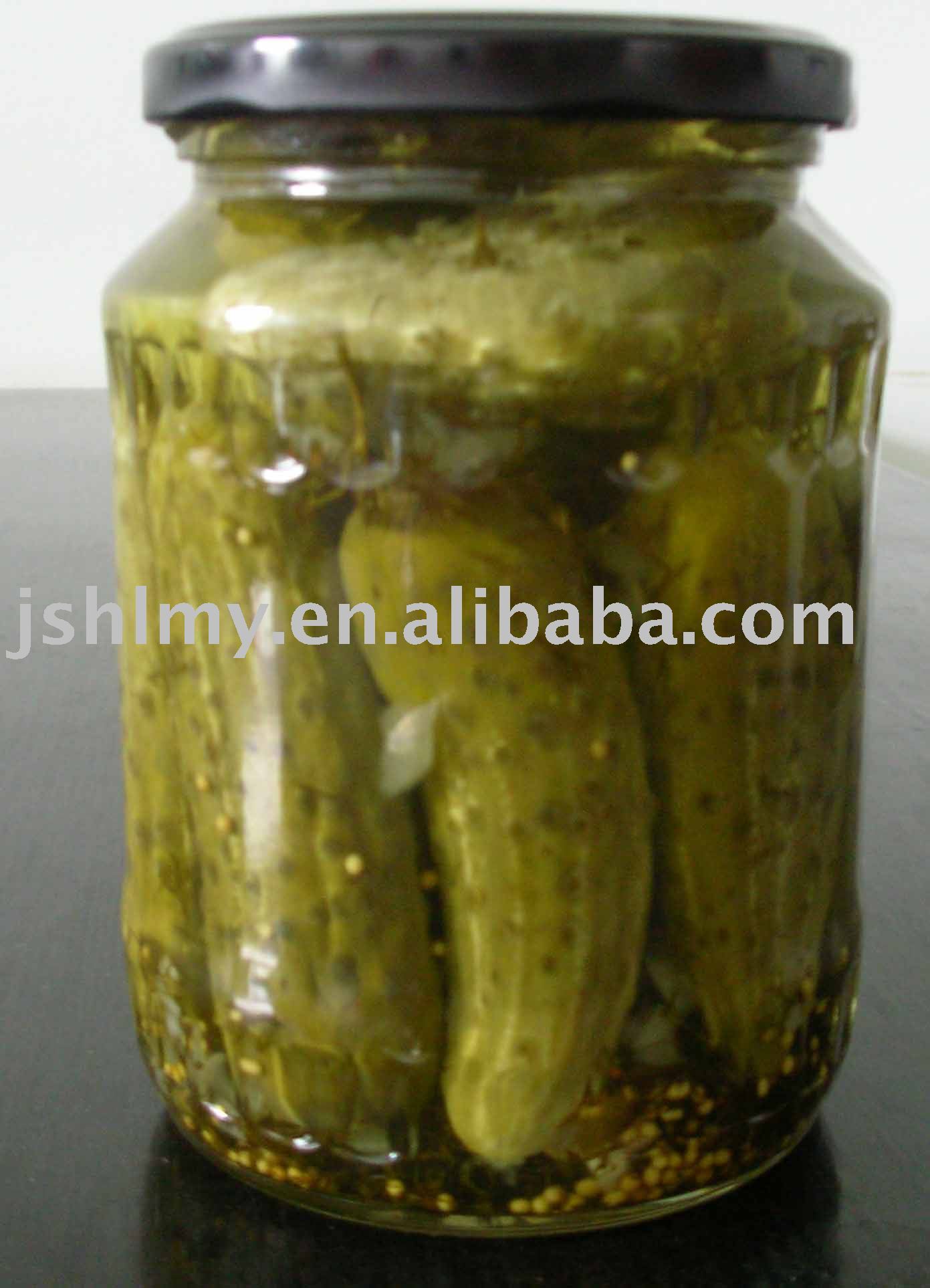 whole dill pickles