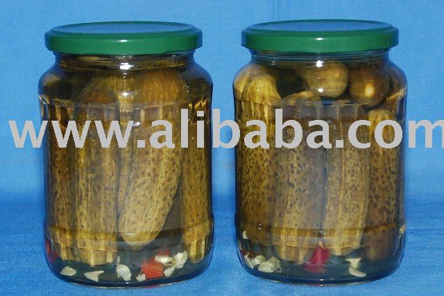 whole gherkins in jar