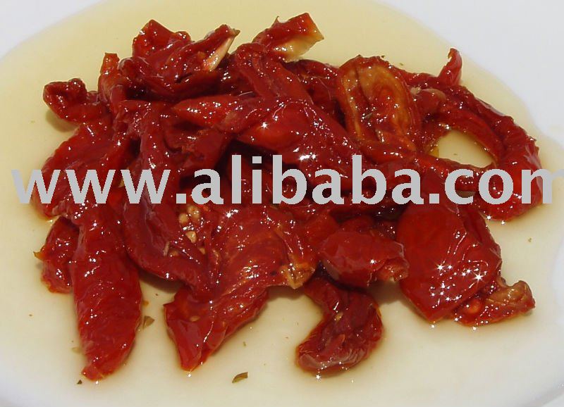 Semi dried tomato in oil