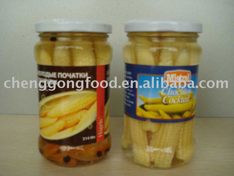 Canned baby corn in jar