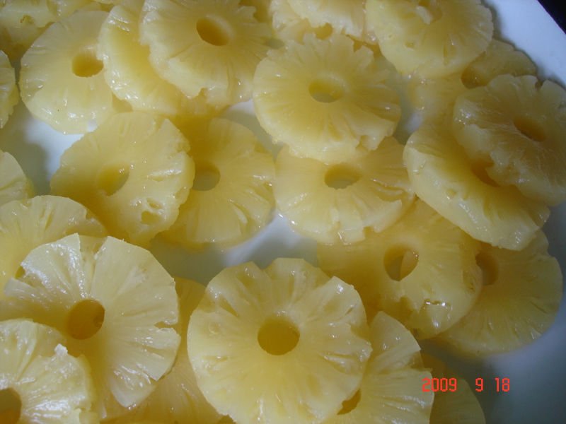 canned  pineapple chunk/tidbits and slices(canned food)