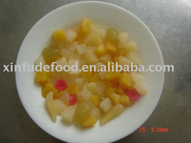 Canned fruit cocktail 850g
