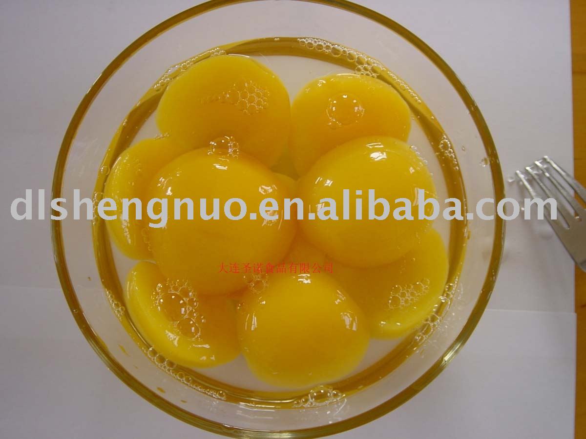 canned food yellow peach