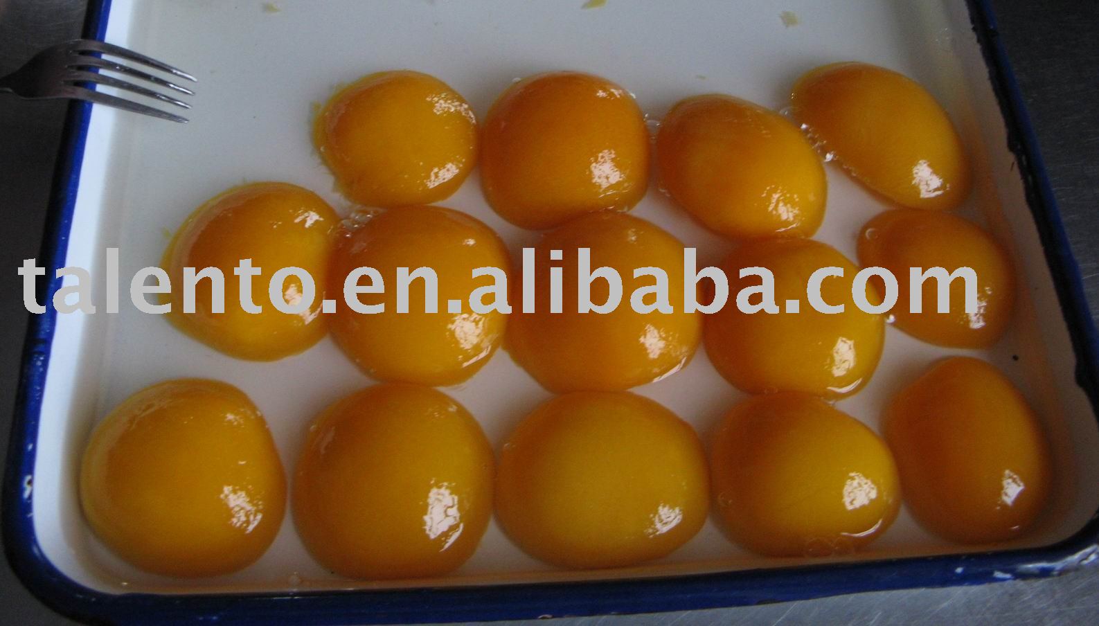 canned yellow peach