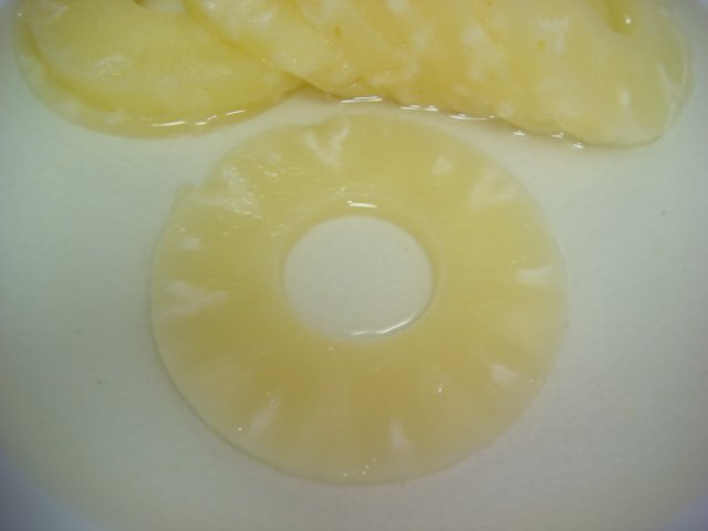 Canned Pineapple Slices Broken / Whole / Choice In Syrup From Thailand