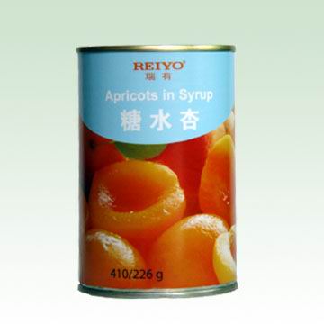 Canned apricot halves in light syrup, choice quality