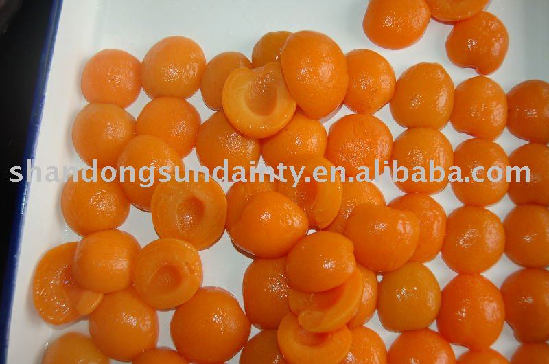 canned food-canned apricot halves in  light syrup