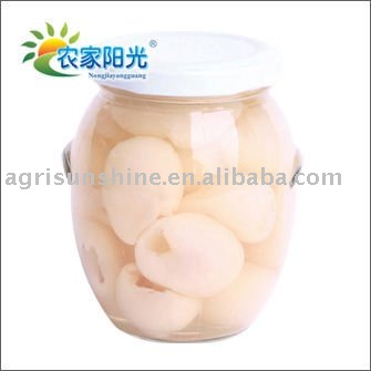 canned lychee in jar