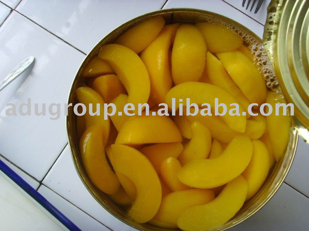 Canned yellow peach slices
