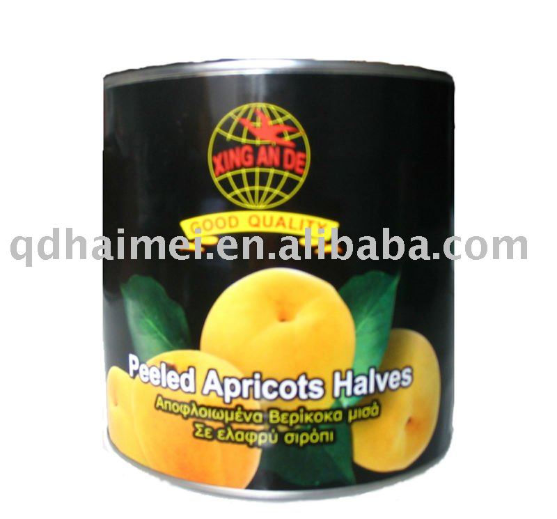 fresh canned apricot in tin