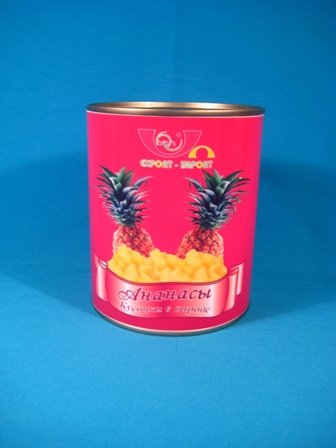 Canned Pieces Pineapple in light syrup tins 30oz