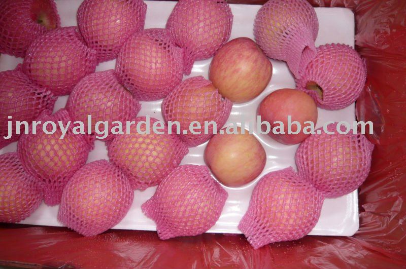 Red  Fuji   apple  from China