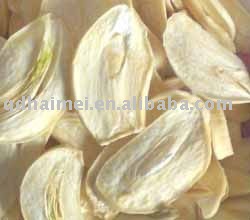 dehydrated dry garlic flakes