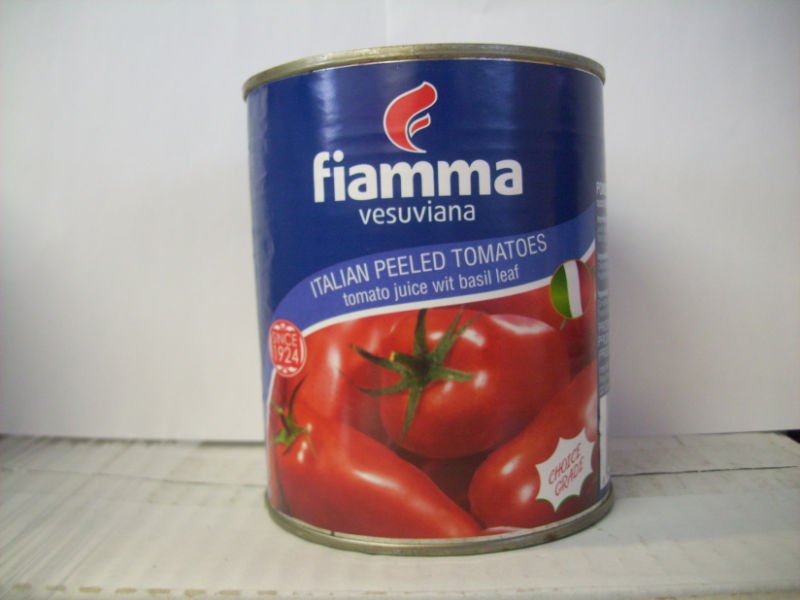 Fiamma Vesuviana  Italian   Peeled   Tomatoes  with Basil