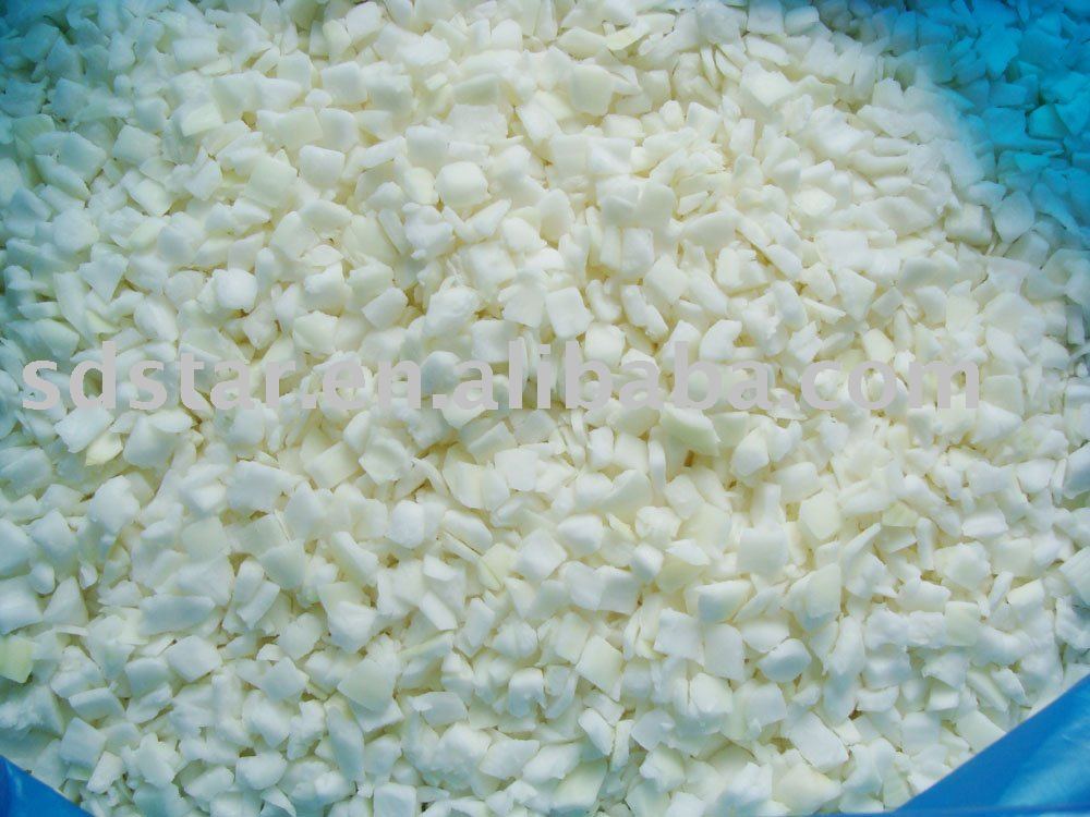 fresh peeled red onion
