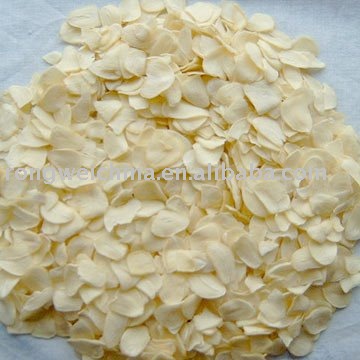 First  Grade   White   Dehydrated   Garlic  flakes